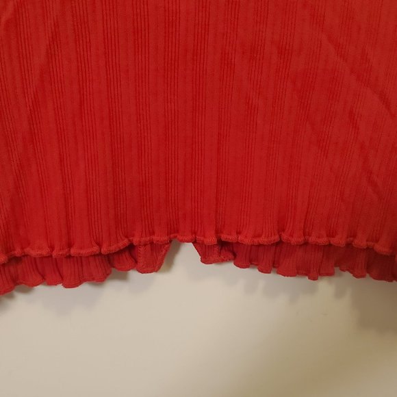 Juniors Copper Key Crop Top Red Medium Great Condition - Picture 3 of 5